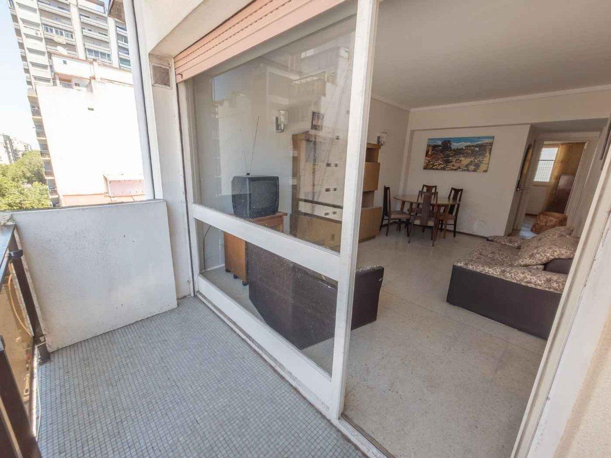 Foto de VENTA DEPARTAMENTO 2 AMB FRENTE C/BALCÓN CENTRO, imagen 4