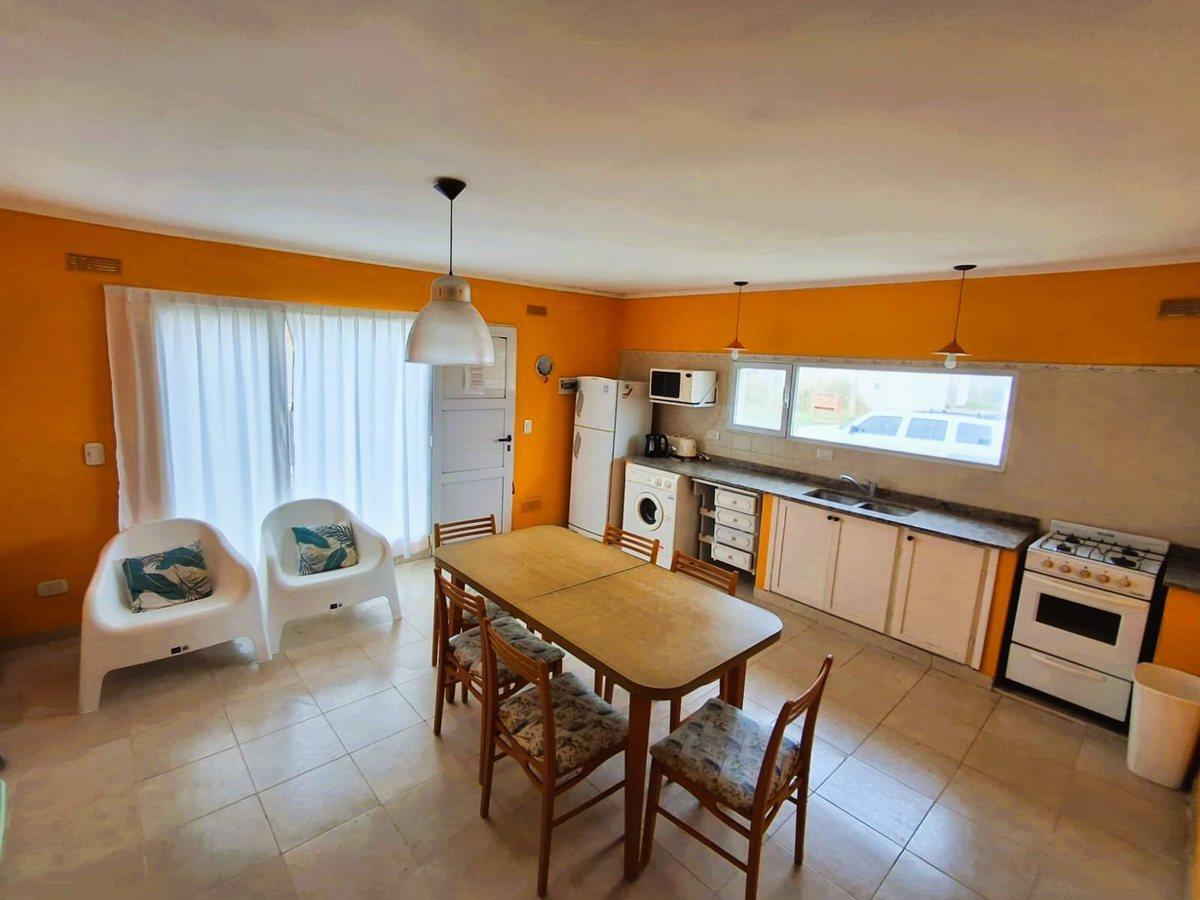 Foto de VENTA CASA 4 AMBIENTES VISTA AL MAR -MAR DEL SUD, imagen 5