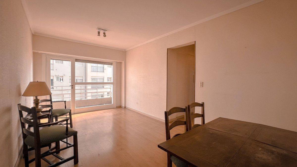 Foto de VENTA Departamento 3 amb La Perla APTO CREDITO, imagen 1