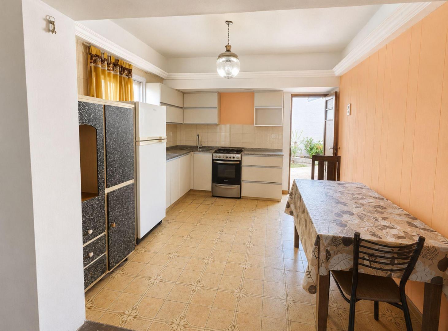 Foto de VENTA CASA TRES AMBIENTES BARRIO B. RIVADAVIA, imagen 5