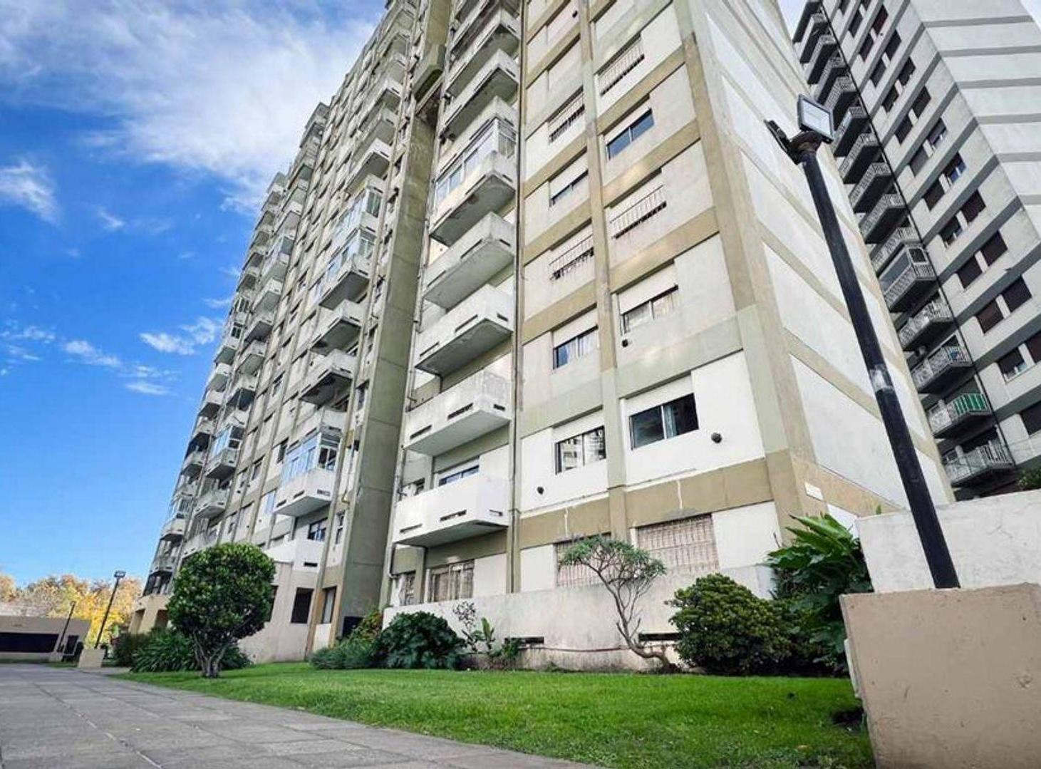 VENTA Departamento 3 ambientes Barrio Sarmiento