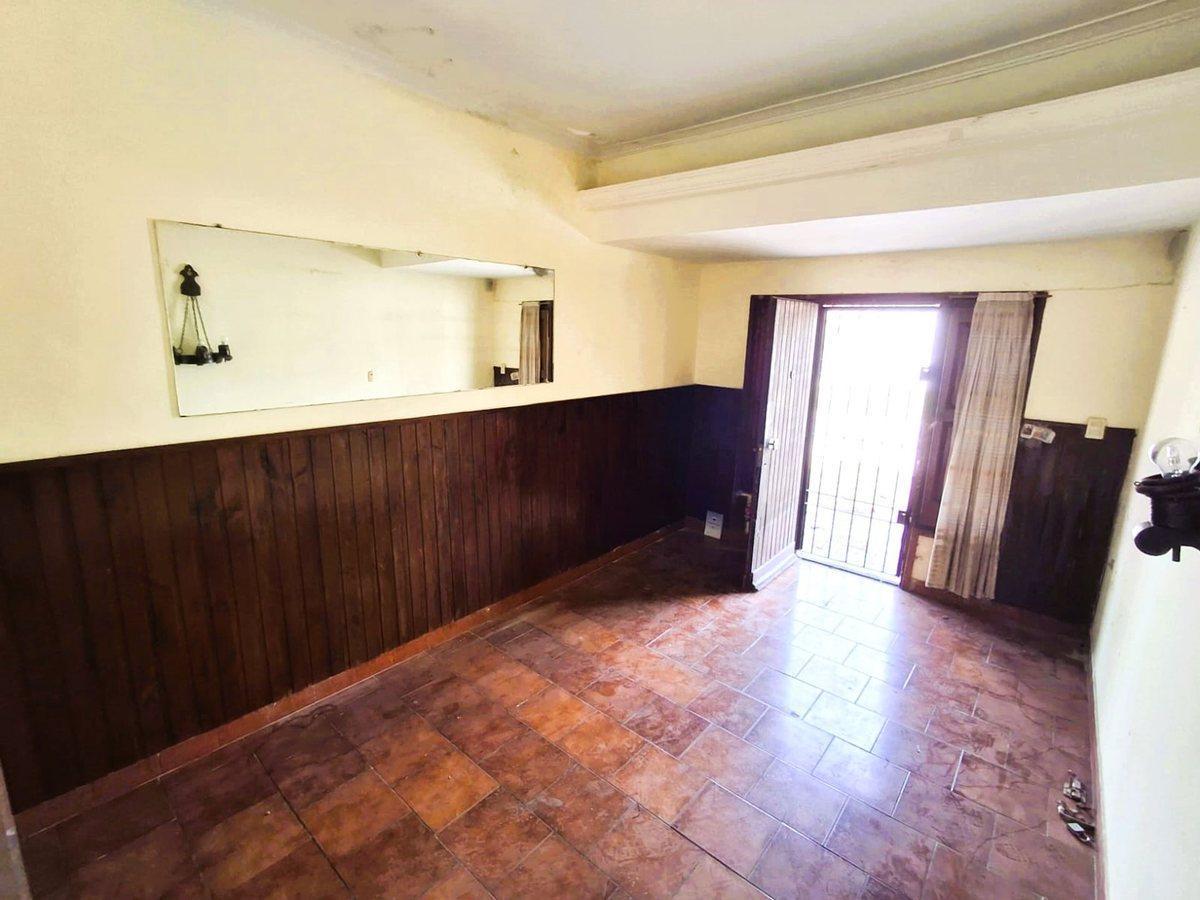 Foto de VENTA CASA 3 AMB + 2 LOCALES EN BLOK F. SANCHEZ, imagen 1