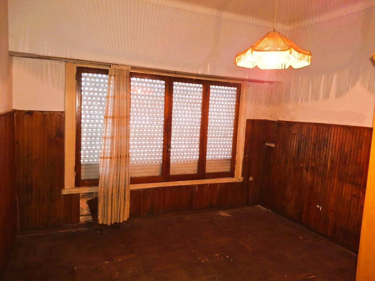 Foto de VENTA CASA 3 AMB + 2 LOCALES EN BLOK F. SANCHEZ, imagen 3