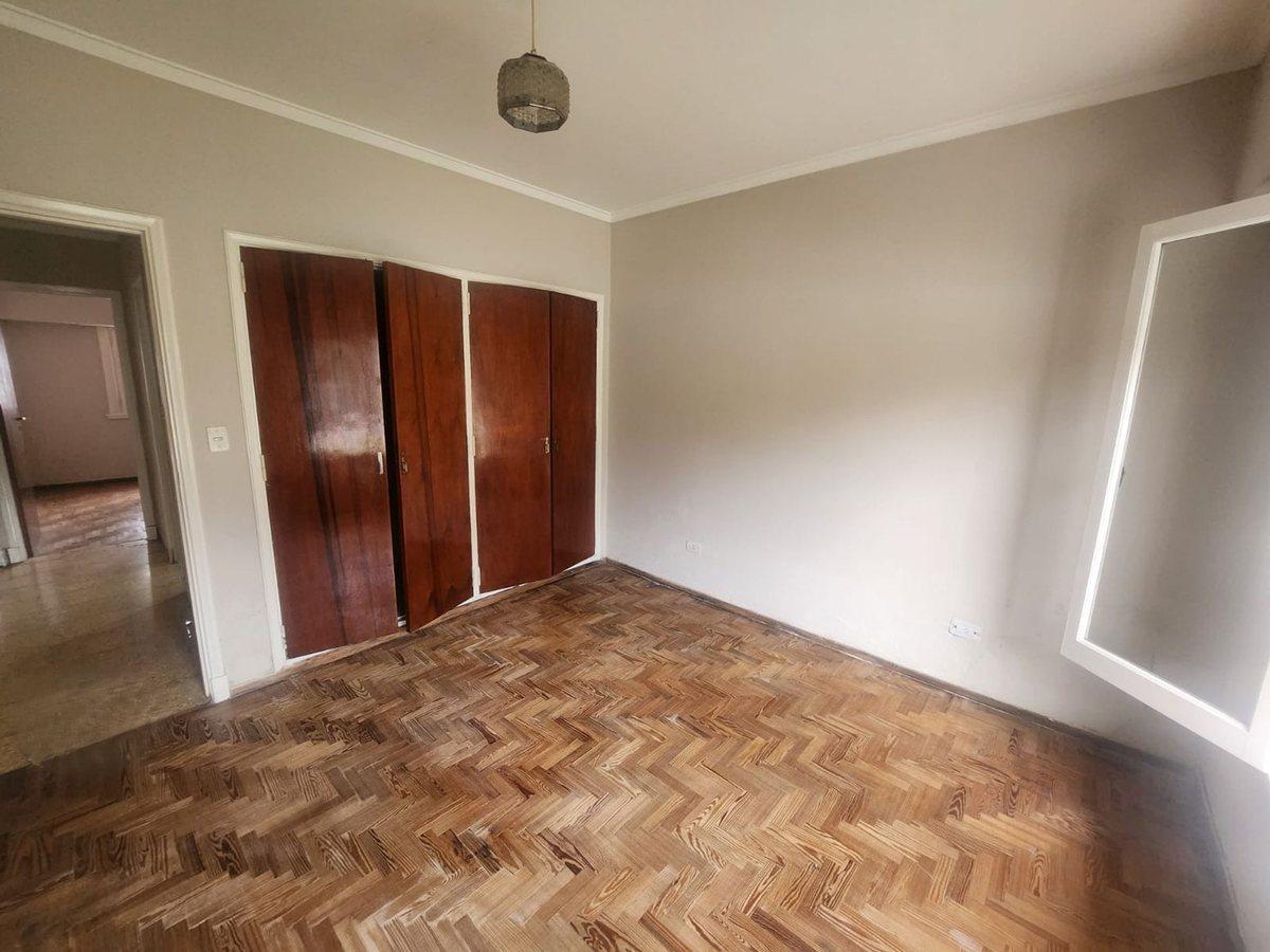 Foto de VENTA CASA DE TRES AMBIENTES BARRIO EL PROGRESO, imagen 2