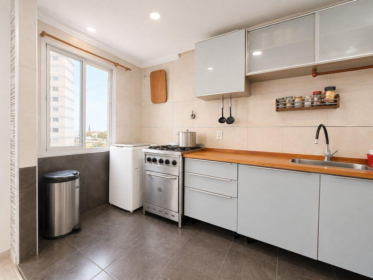 Foto de VENTA DEPARTAMENTO 5 AMB BARRIO SARMIENTO COCHERA, imagen 5