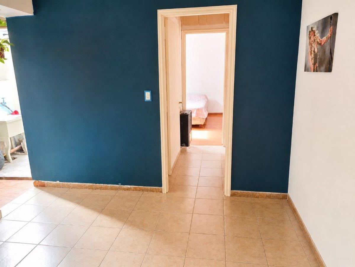 Foto de VENTA PH 2 AMB CHAUVIN LUMINOSO CON PATIO LAVADERO, imagen 2