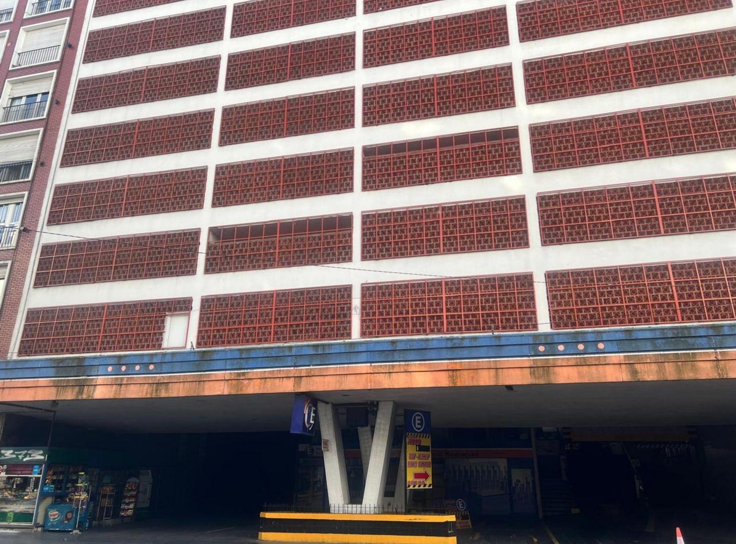 Foto de VENTA COCHERA CUBIERTA CENTRO, imagen 5