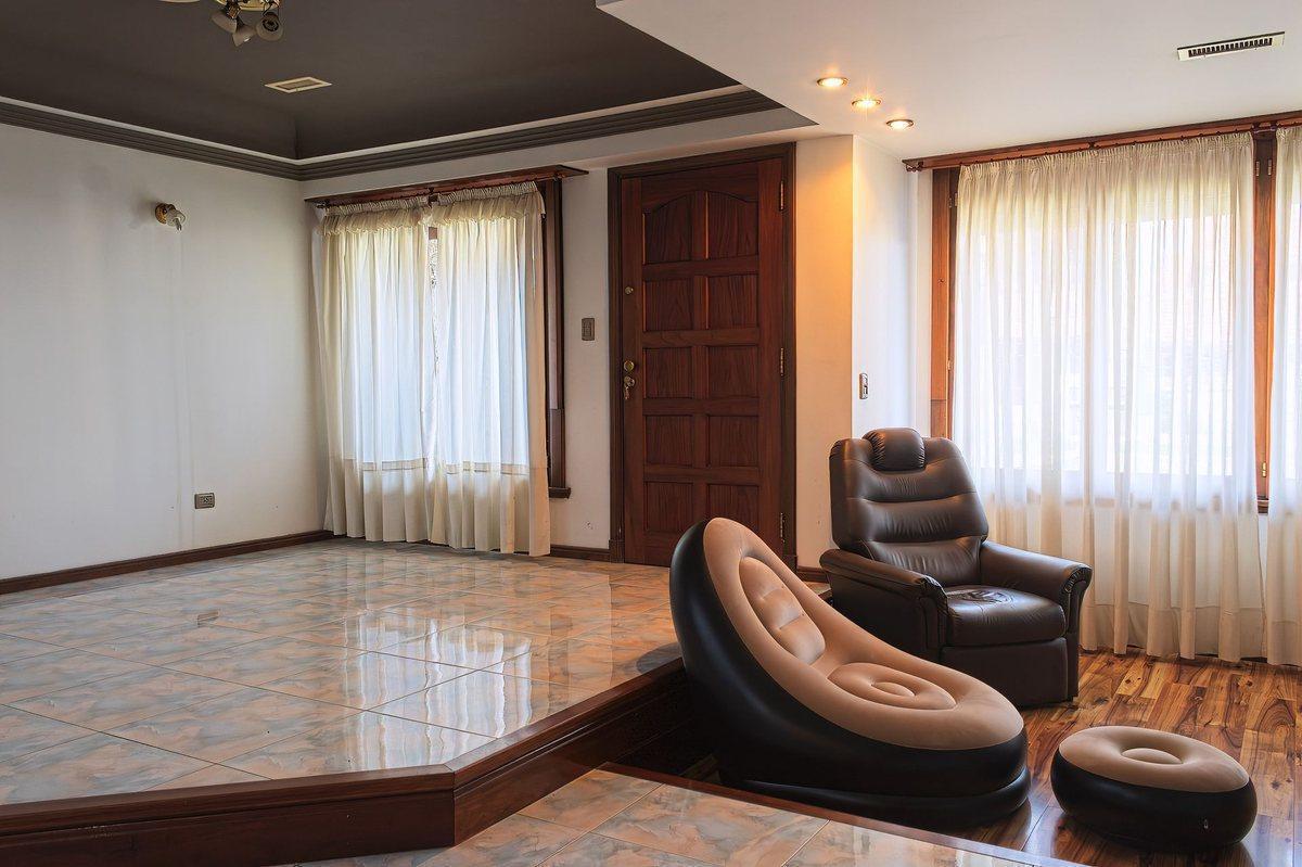 Foto de VENTA CASA 5 AMBIENTES COLINAS DE PERALTA RAMOS, imagen 3