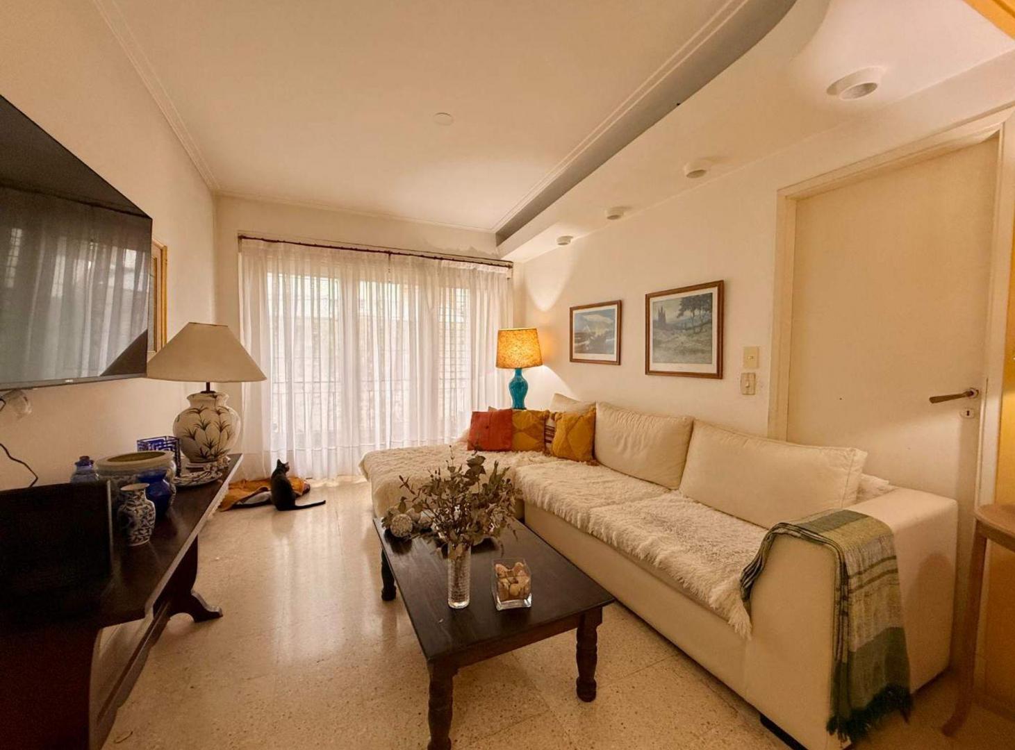 Foto de VENTA SEMIPISO 4 AMBIENTES - APTO CREDITO - CENTRO, imagen 2