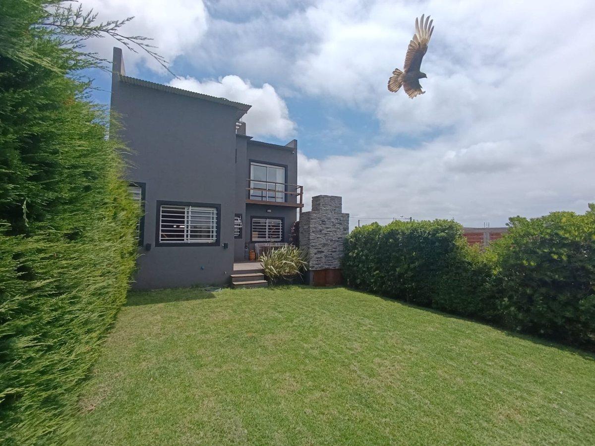 Foto de Venta Casa 4 ambientes en El Martillo Apta Crédito, imagen 1