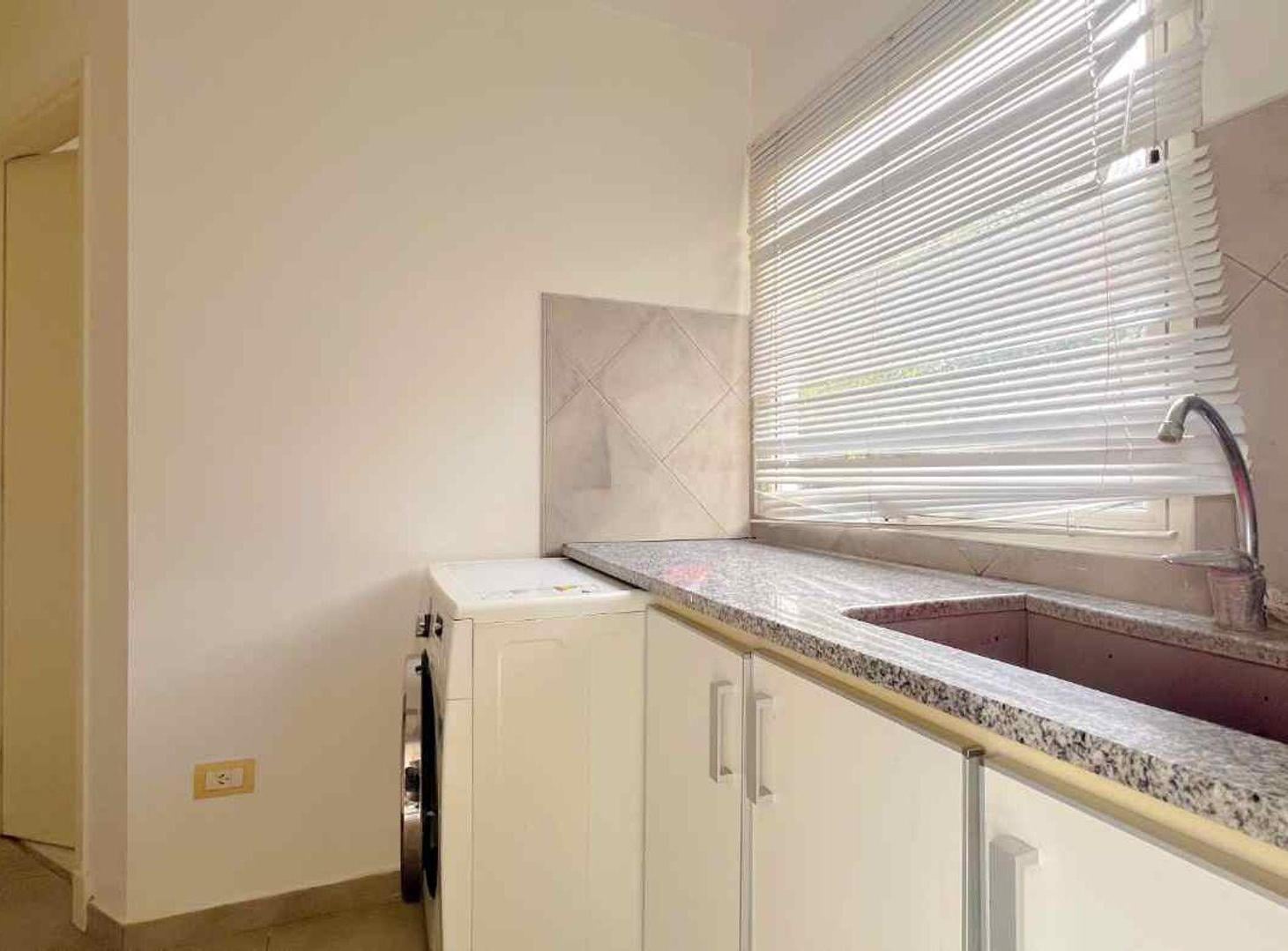 Foto de Venta Casa 4 Amb Barrio Grosellar Apto Credito, imagen 4