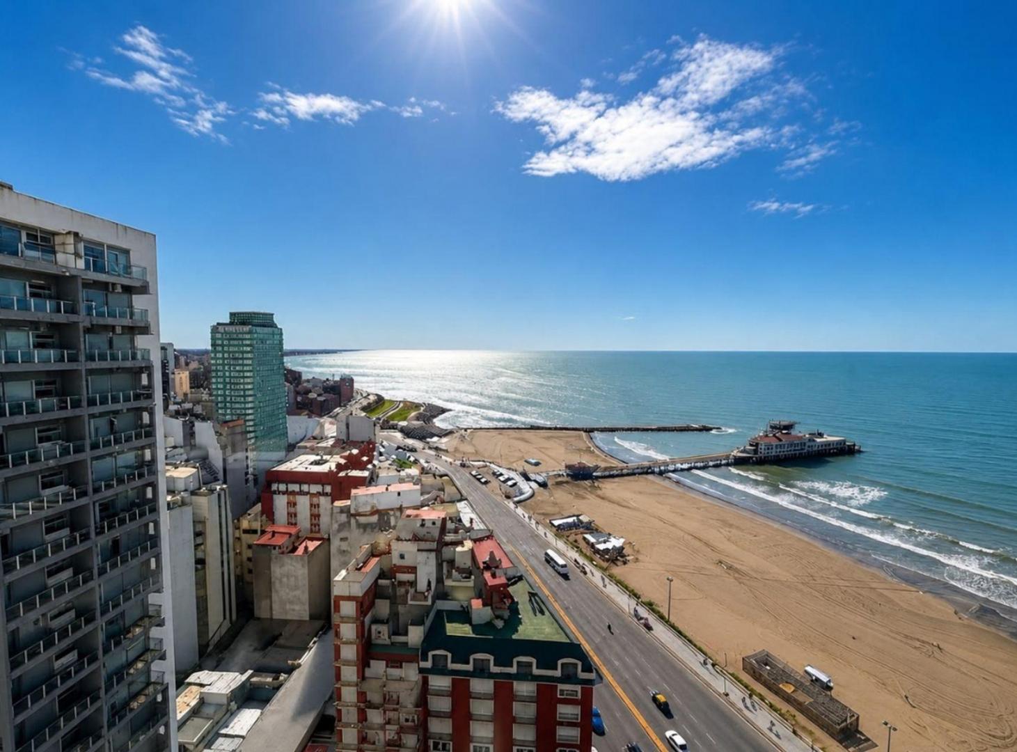 Foto de Venta Dpto 4 Amb Balcón Cochera Frente al Mar, imagen 4