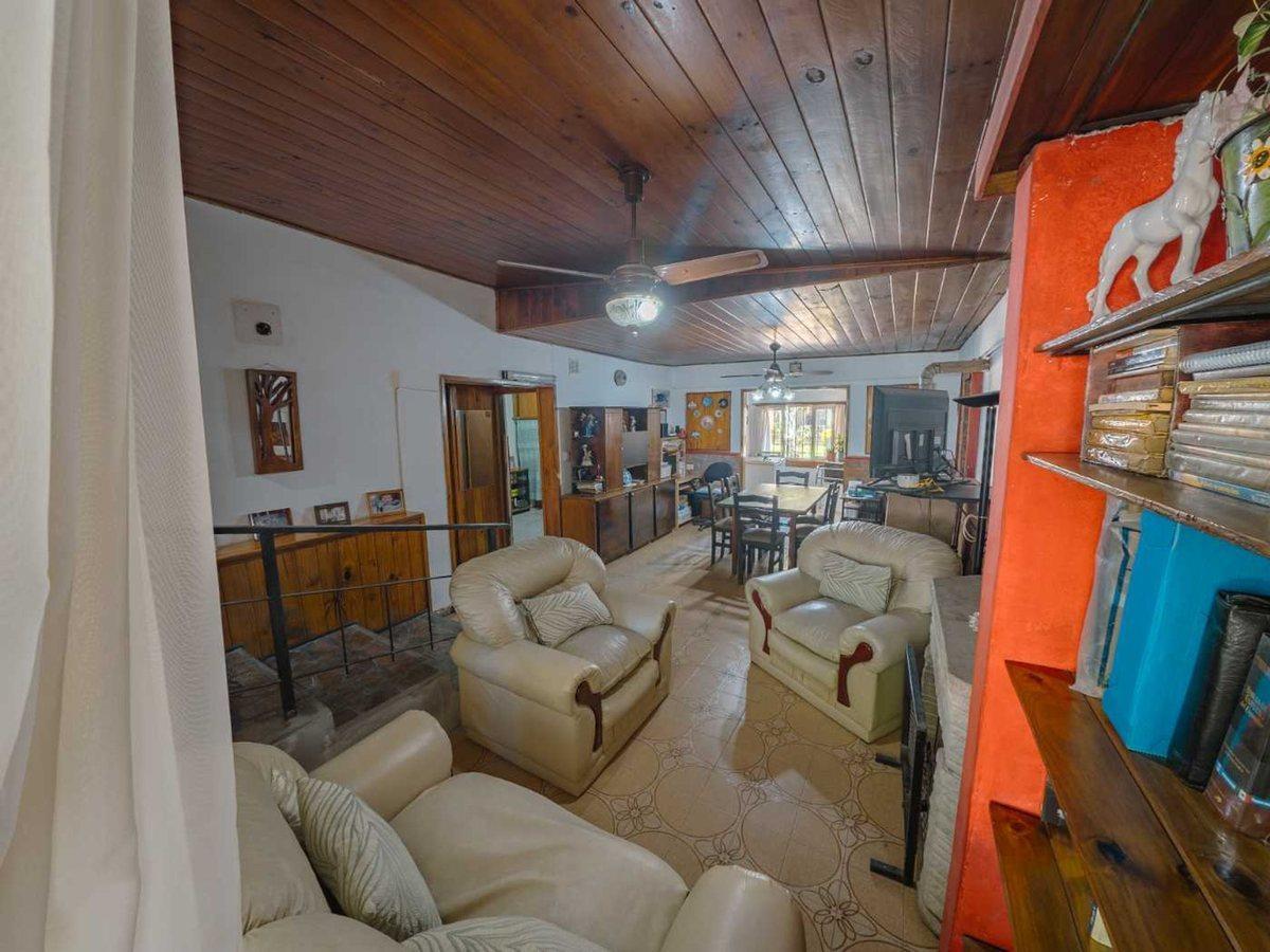 Foto de VENTA CASA 4 AMB PARQUE PUEYRREDÓN APTO CRÉDITO, imagen 1