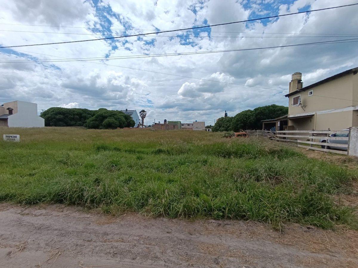 Foto de Venta Lote 525m2 Barrio Atlantida, imagen 3