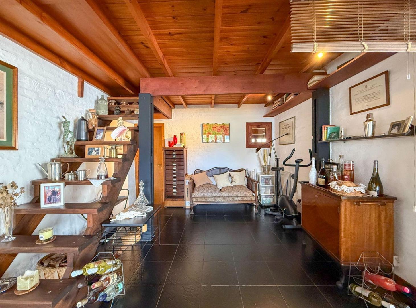 Foto de VENTA CASA 5 AMBIENTES EN MDP - PATIO + COCHERA, imagen 3