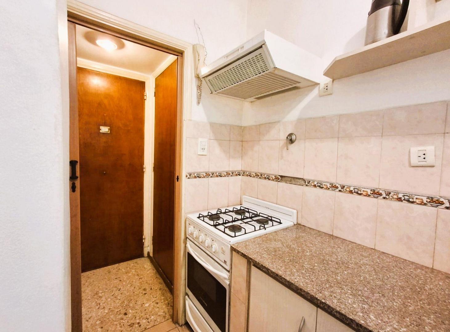 Foto de VENTA DEPTO 2 AMBIENTES A METROS DEL MAR - CENTRO, imagen 5