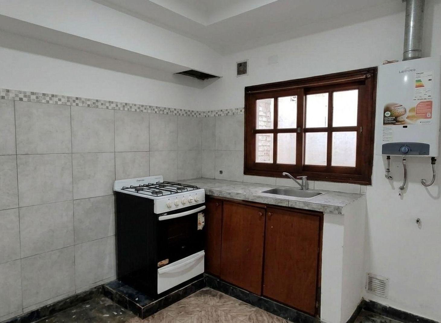 Foto de ALQUILER CASA 3 AMB.B BERNARDINO RIVADAVIA, imagen 1