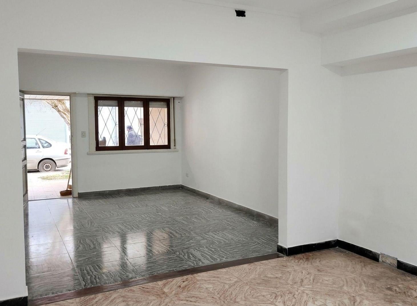 Foto de ALQUILER CASA 3 AMB.B BERNARDINO RIVADAVIA, imagen 2