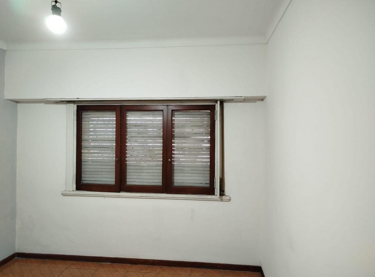 Foto de ALQUILER CASA 3 AMB.B BERNARDINO RIVADAVIA, imagen 4