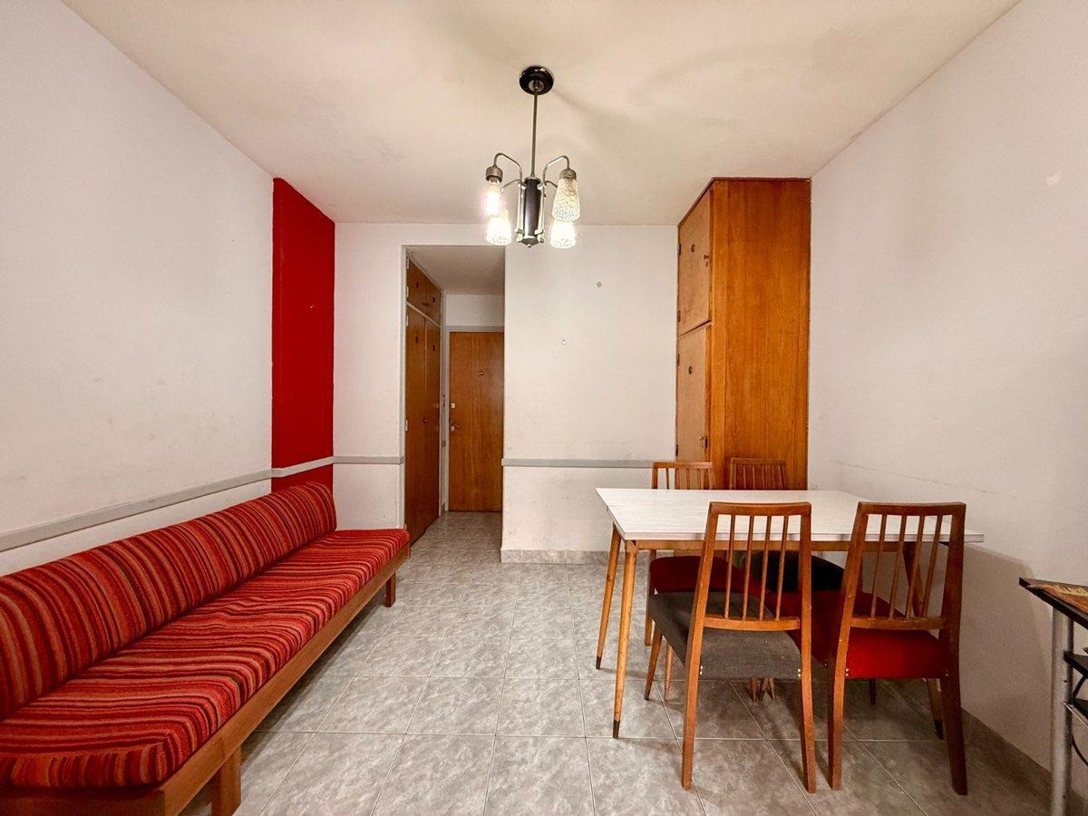 Foto de VENTA DEPTO CON BALCON AL FRENTE - OPORTUNIDAD, imagen 3
