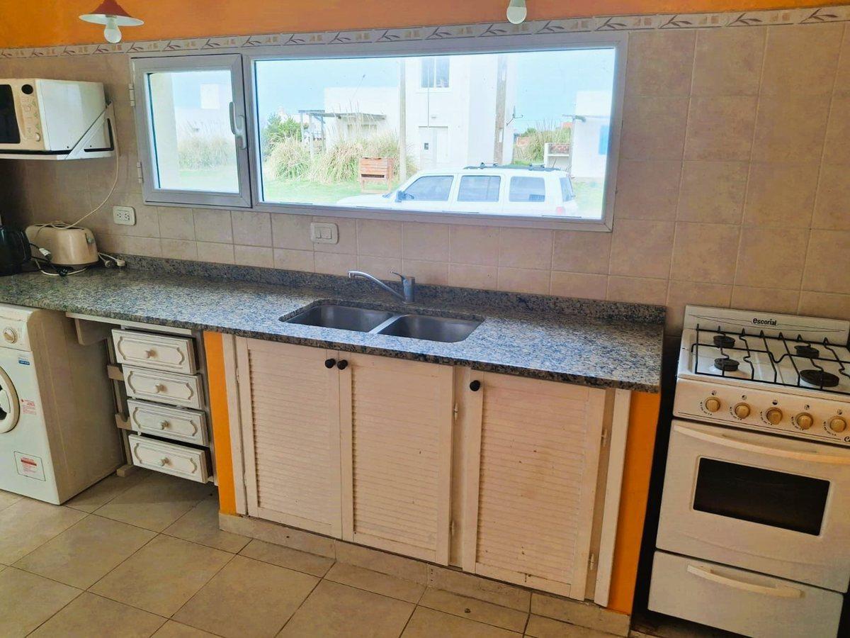 Foto de VENTA CASA 4 AMBIENTES VISTA AL MAR -MAR DEL SUD, imagen 5