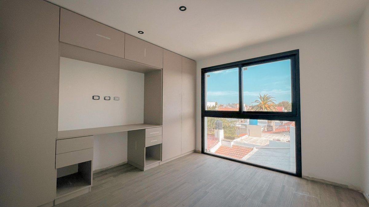 Foto de Venta Departamento 3 amb en Duplex Parque Luro, imagen 4