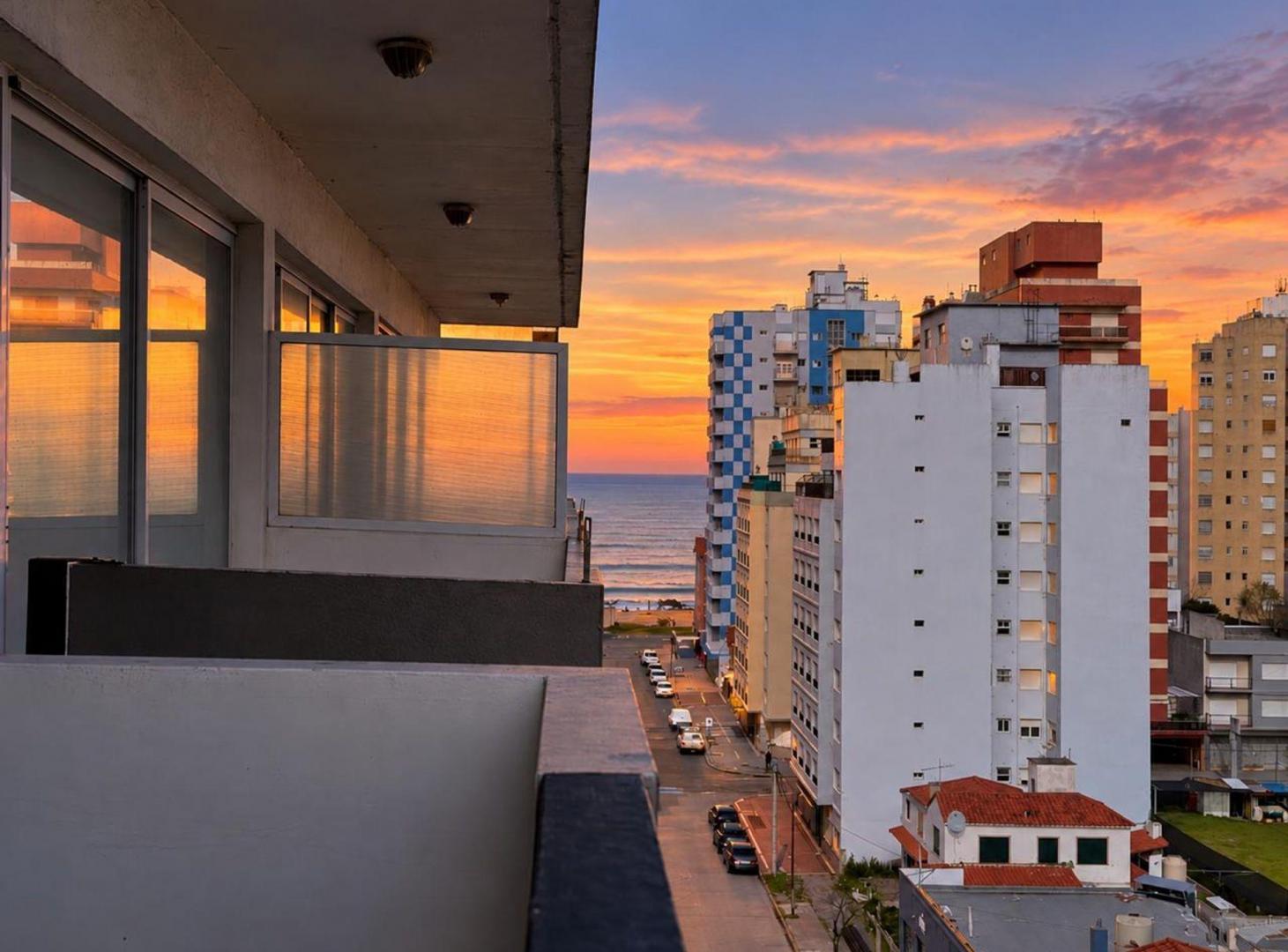 Foto de VENTA MONOAMBIENTE -MIRAMAR -200MTS. DEL MAR, imagen 1