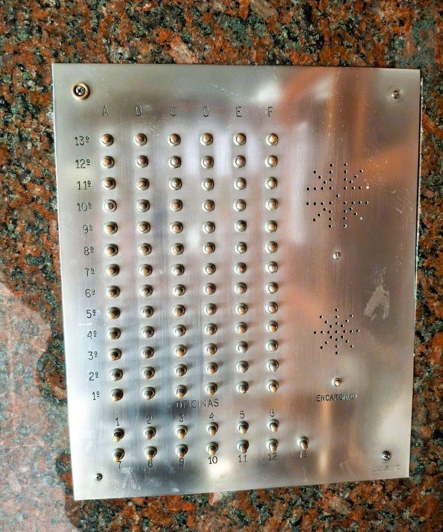 Foto de VENTA OFICINA UBICACION ESTRATEGICA CENTRO, imagen 3