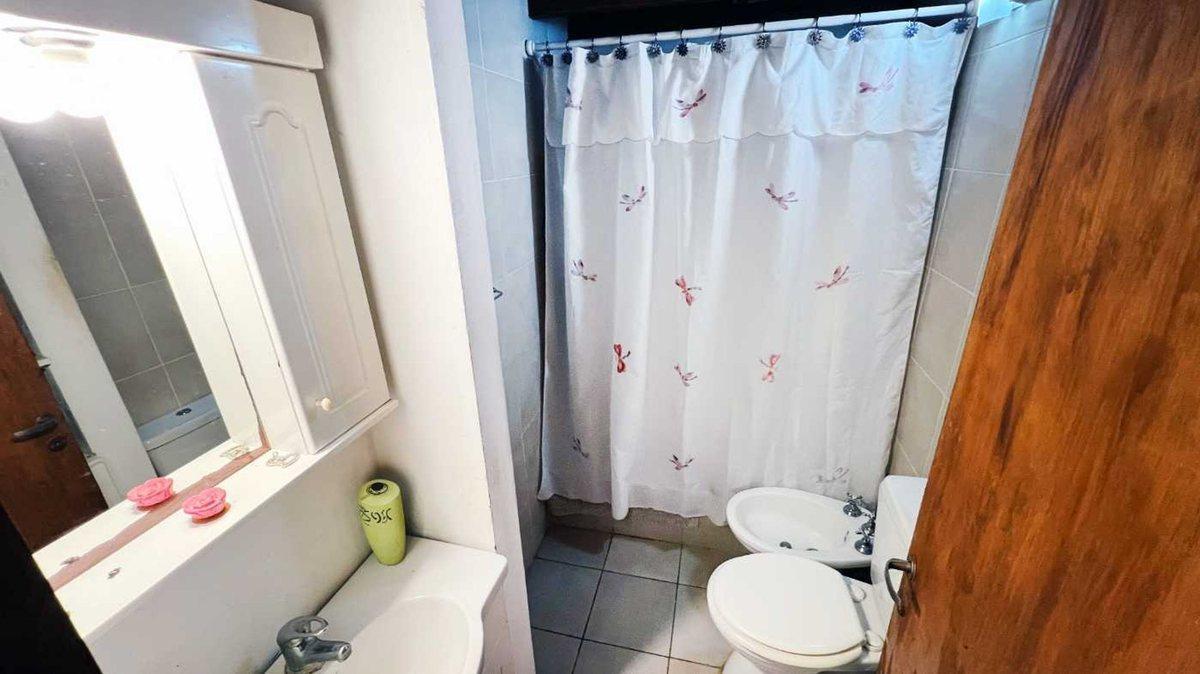 Foto de VENTA Casa 4 amb 2 Duplex B. Libertad Apto Credito, imagen 3