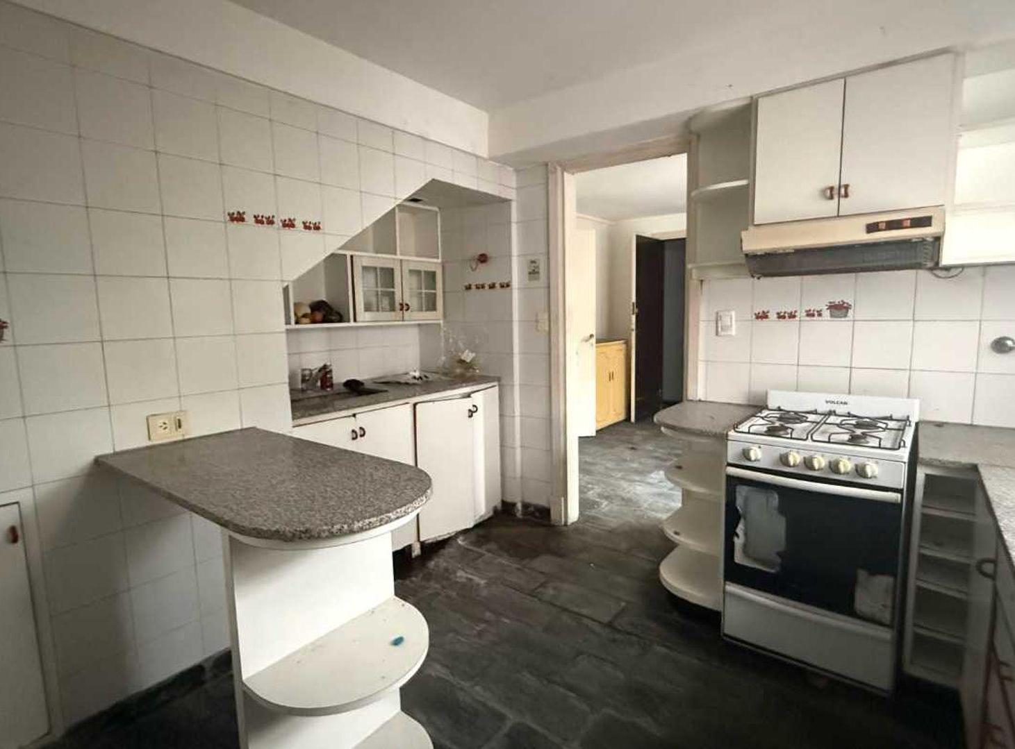 Foto de Venta Casa estilo Mar Platense 5 Amb - Plaza Mitre, imagen 5