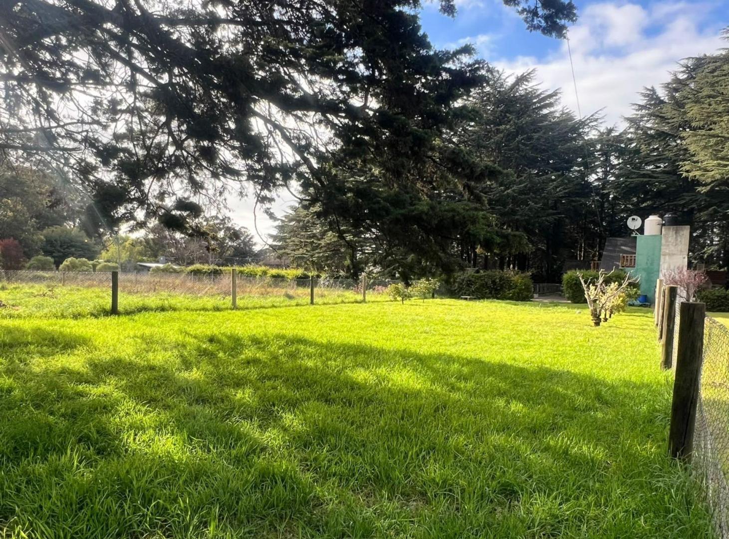 Foto de VENTA TERRENO LOS ACANTILADOS 15 X 45 m2, imagen 3