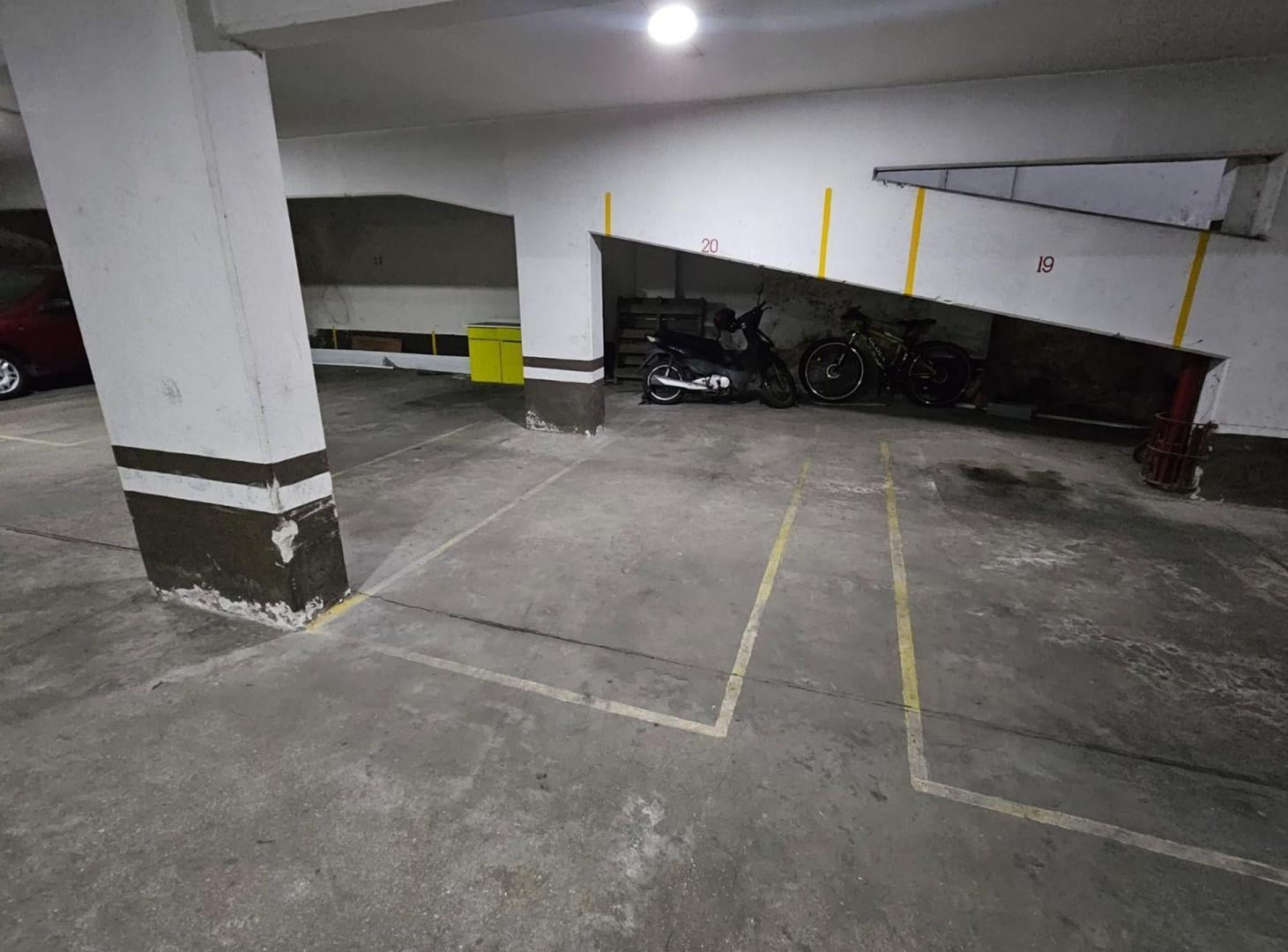 Foto de VENTA COCHERA CENTRO PLANTA BAJA PORTON AUTOMATICO, imagen 3