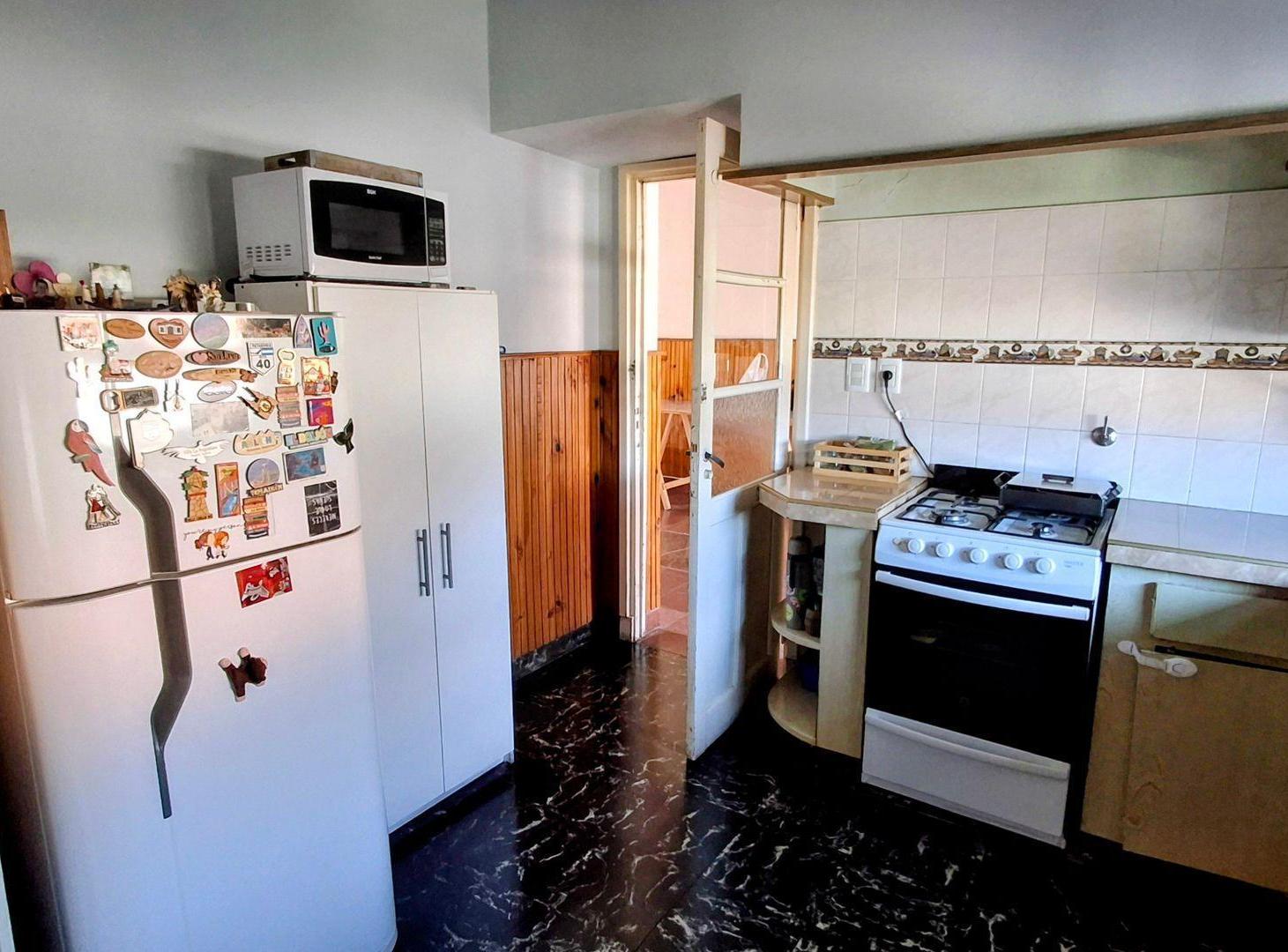 Foto de VENTA CASA 3 AMB C/GARAJE AMPLIO - PARQUE, imagen 3