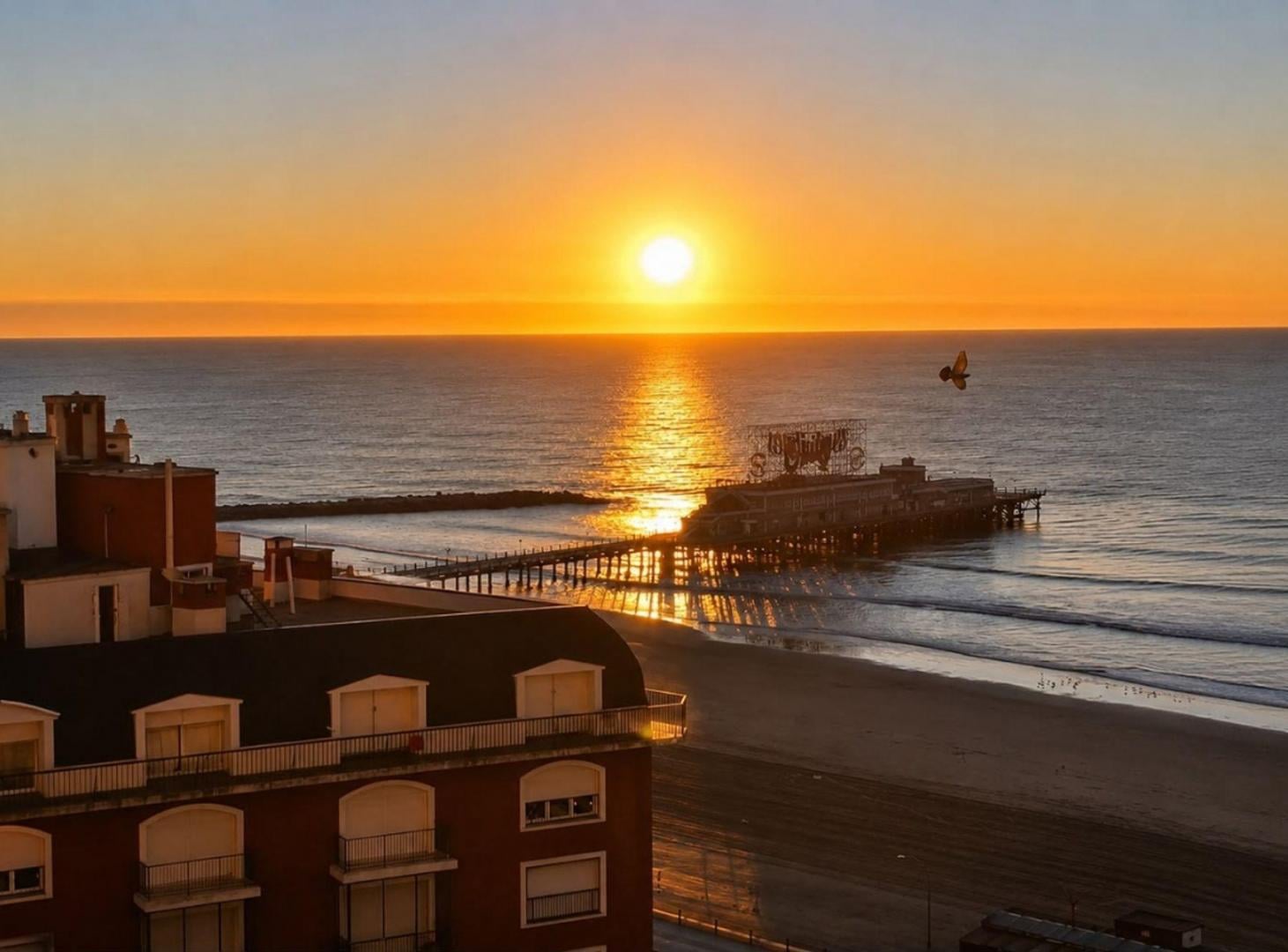 Foto de Venta Dpto 3 Amb Balcón Cochera Frente al Mar, imagen 2