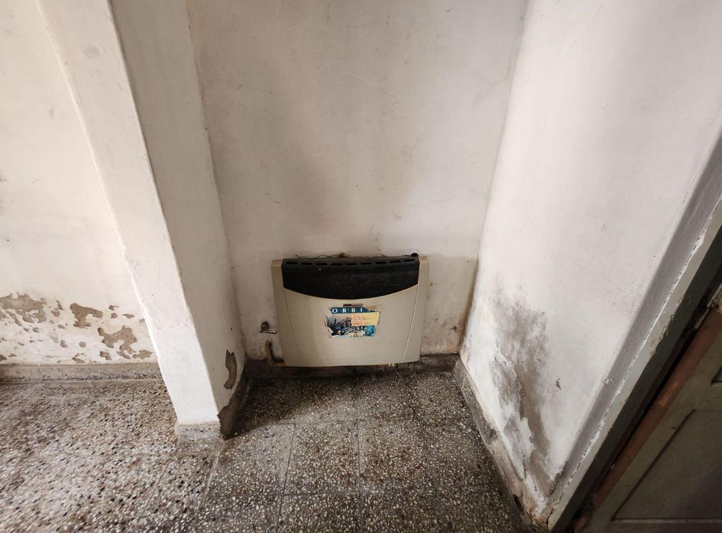 Foto de VENTA Lote 433 MT2 con Casa a reciclar Juramento, imagen 4