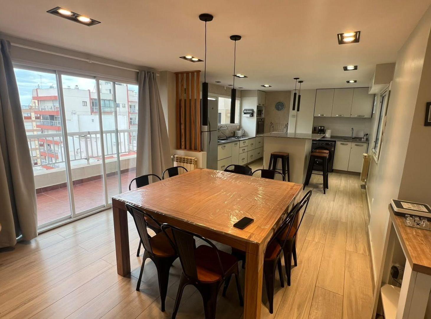 Foto de VENTA DEPTO 5 AMB LA PERLA CON BALCON Y PARRILLA, imagen 5