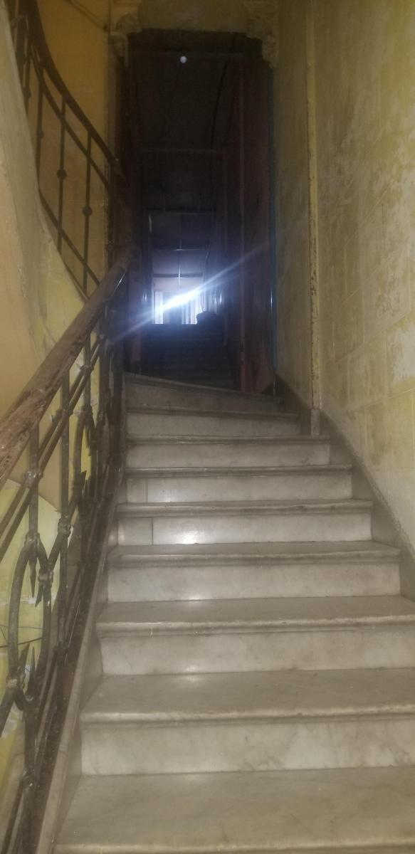 Venta de Edificio, Venta en Block 5