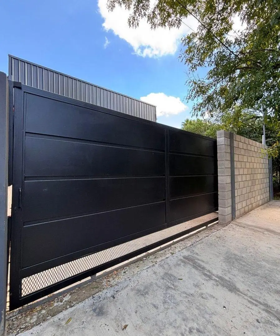Alquiler - Galpon 288 m2 a estrena con comedor, oficinas y baños 5