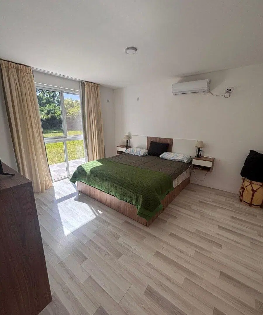 VENTA - Casa quinta 2 habitaciones, piscina climatizada y amplio lote de 2000 m2 5