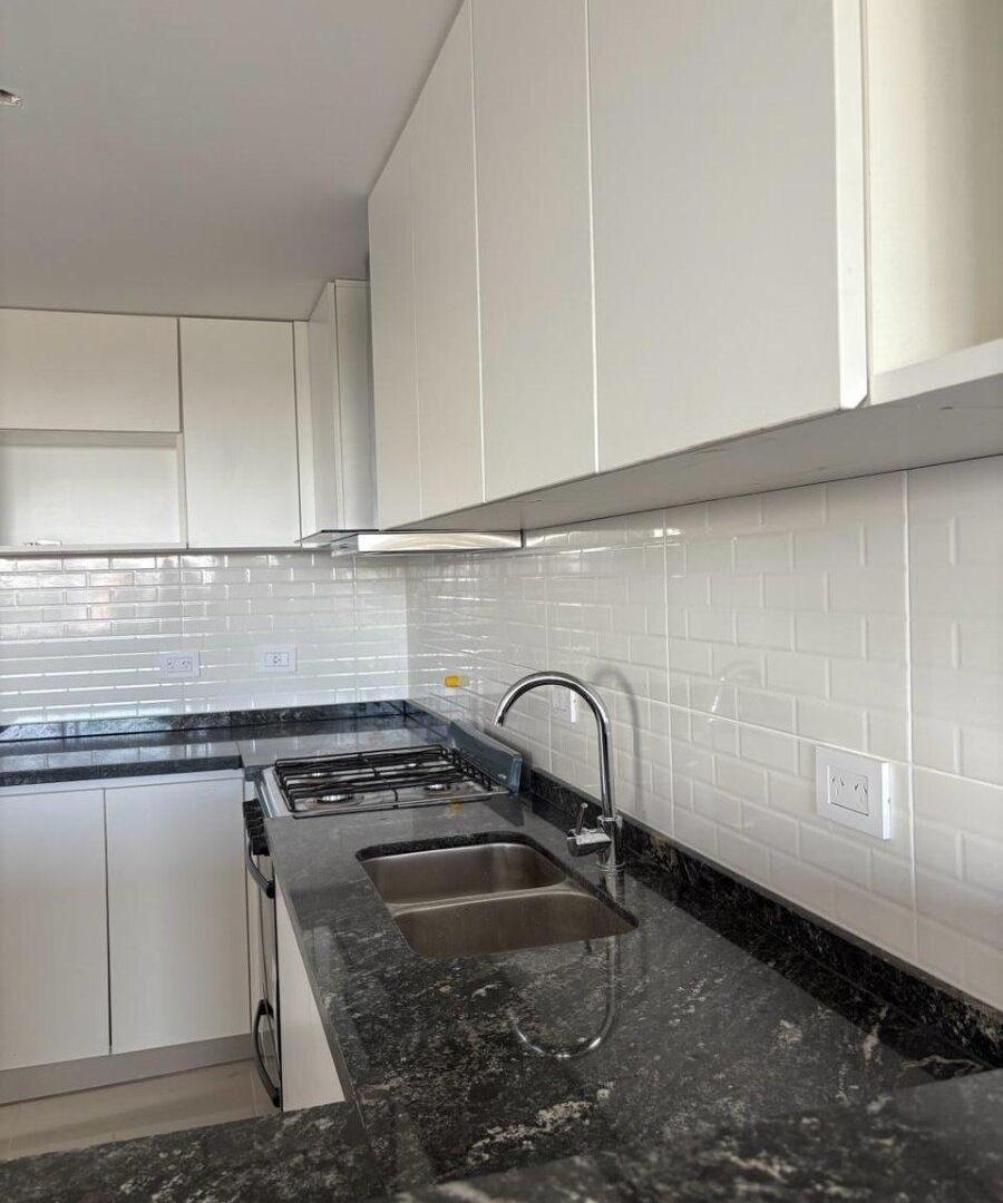 Foto de VENTA DEPTO 3 DORMITORIOS-PREMIUM SAN LORENZO, imagen 3