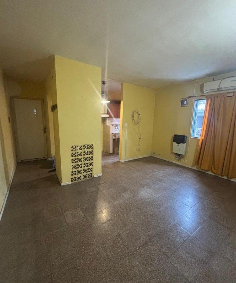 Foto de Departamento 3 dormitorios, 2° P - Escalera | B. Fonavi Oeste - San Lzo, imagen 1