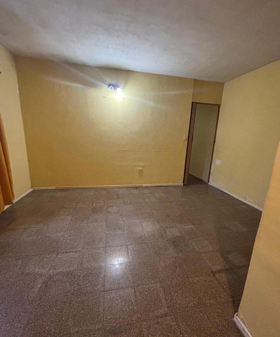 Foto de Departamento 3 dormitorios, 2° P - Escalera | B. Fonavi Oeste - San Lzo, imagen 4