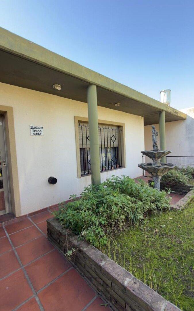 Foto de VENTA- SAN LORENZO ENTRE RIOS 1532, imagen 5