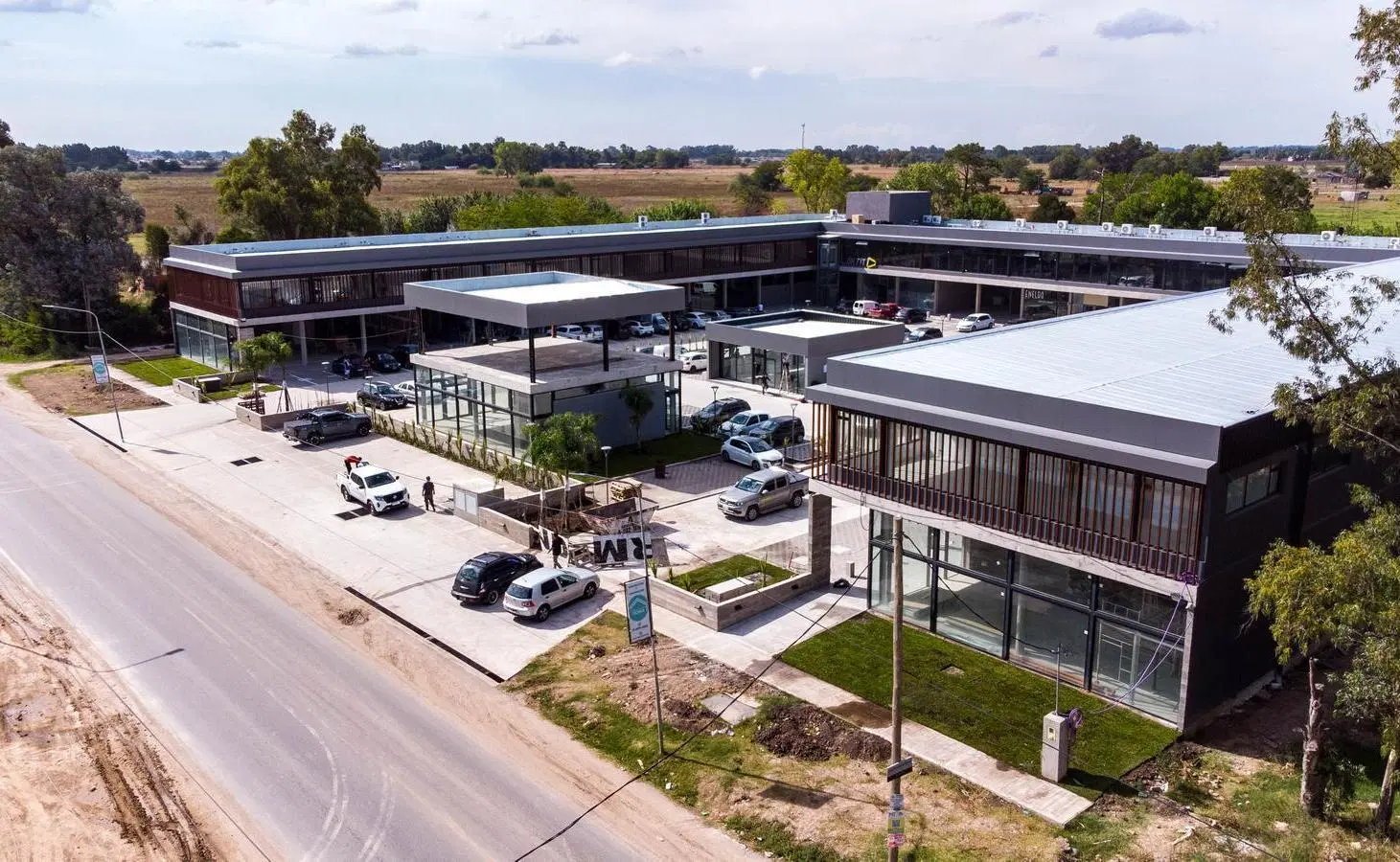 Local comercial de 60m2 en ALQUILER y VENTA en San Vicente 4