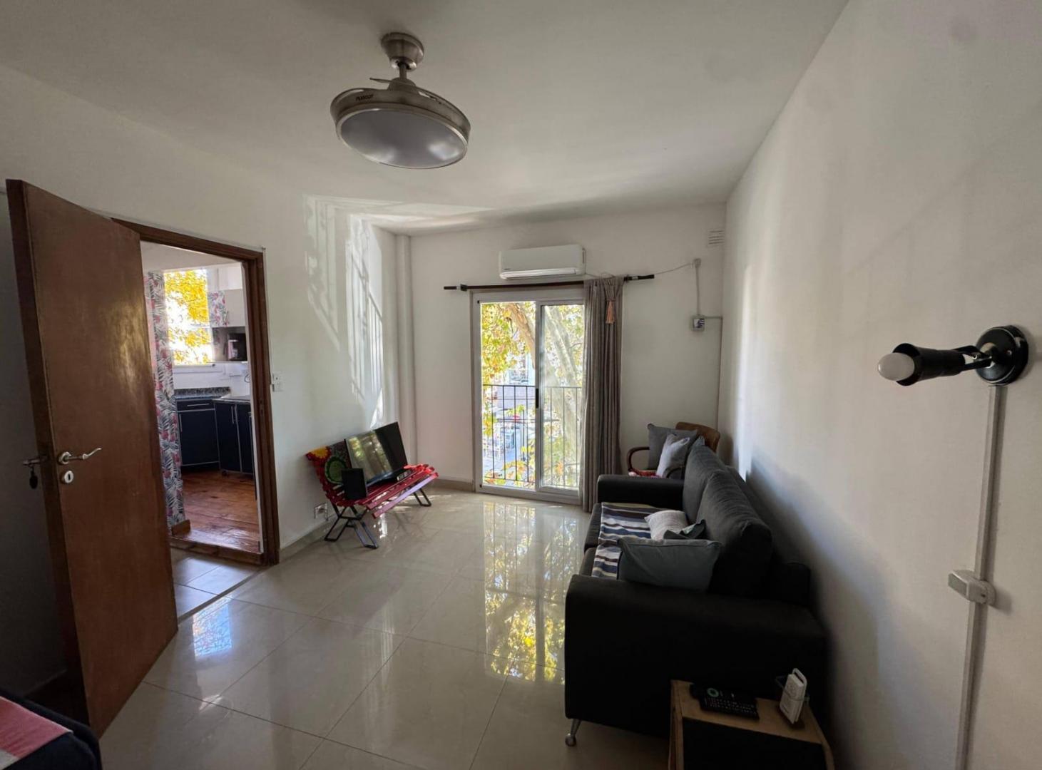Foto de Departamento en Venta de 2 ambientes en Villa Crespo, imagen 2