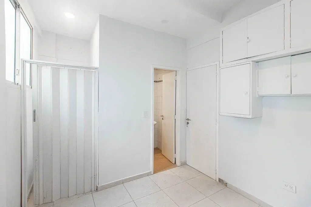 Departamento en Venta de 5 ambientes en Recoleta 3