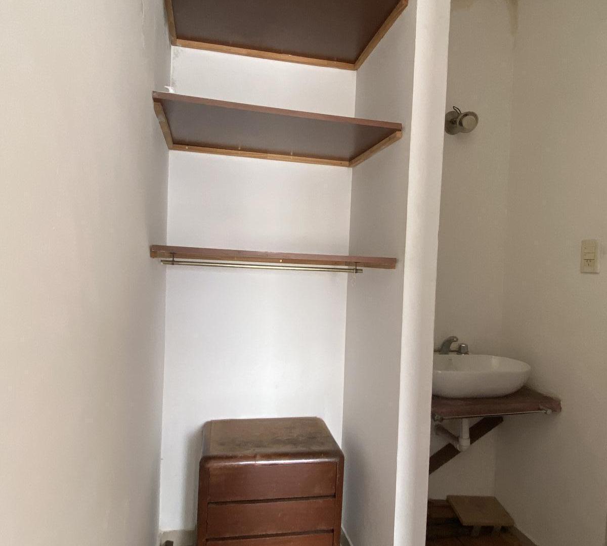 Foto de Departamento tipo casa en triplex de dos ambientes con terraza propia, imagen 5