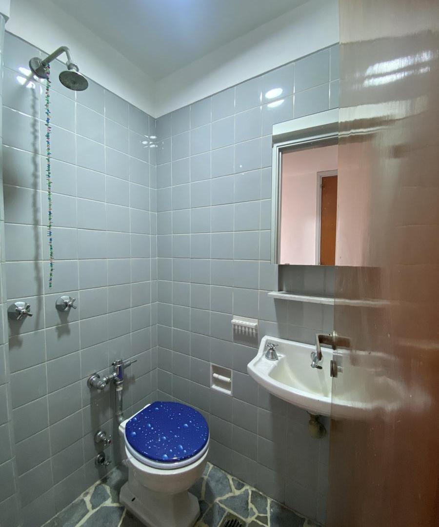 Foto de Departamento de 4 ambientes más dependencia con living en L y, imagen 3
