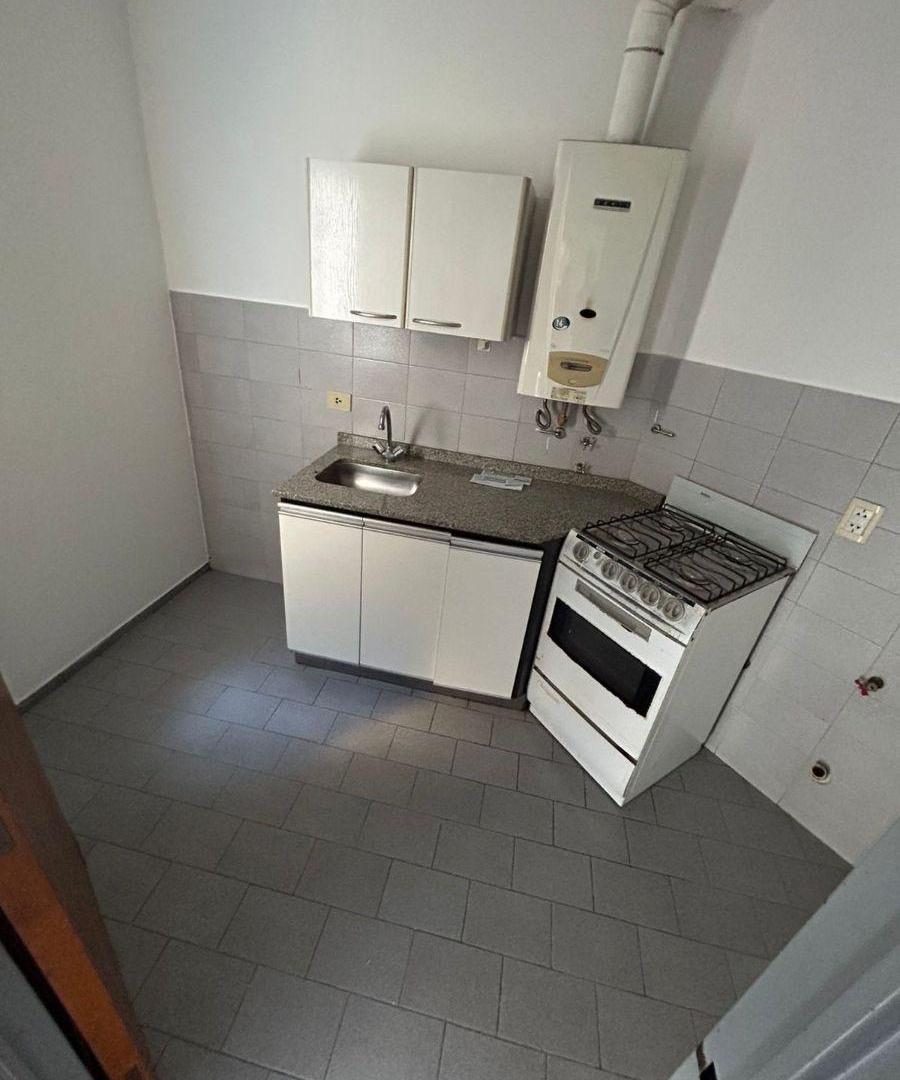 Foto de Departamento en Alquiler de 1 dormitorio en Alberdi, imagen 2
