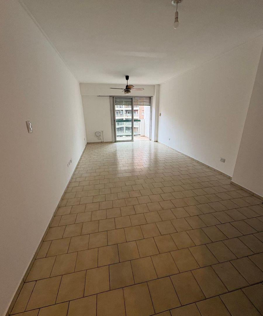 Foto de Nueva Córdoba monoambiente frente con balcon, imagen 1